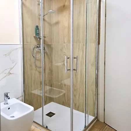 Hostify House Panzió