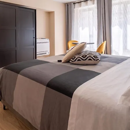 Hostify House 3* Palermo